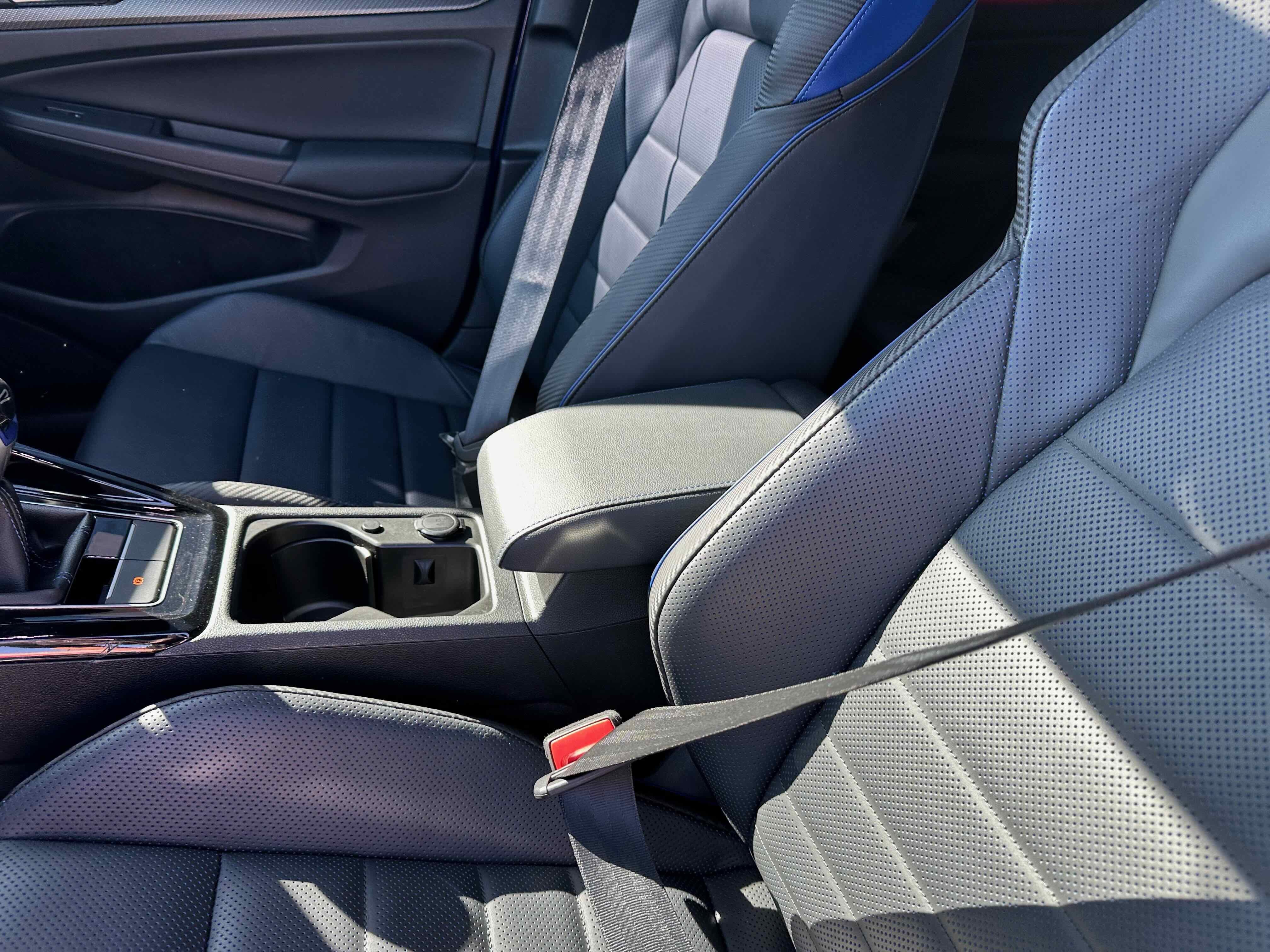 2024 Volkswagen Golf R 2.0T