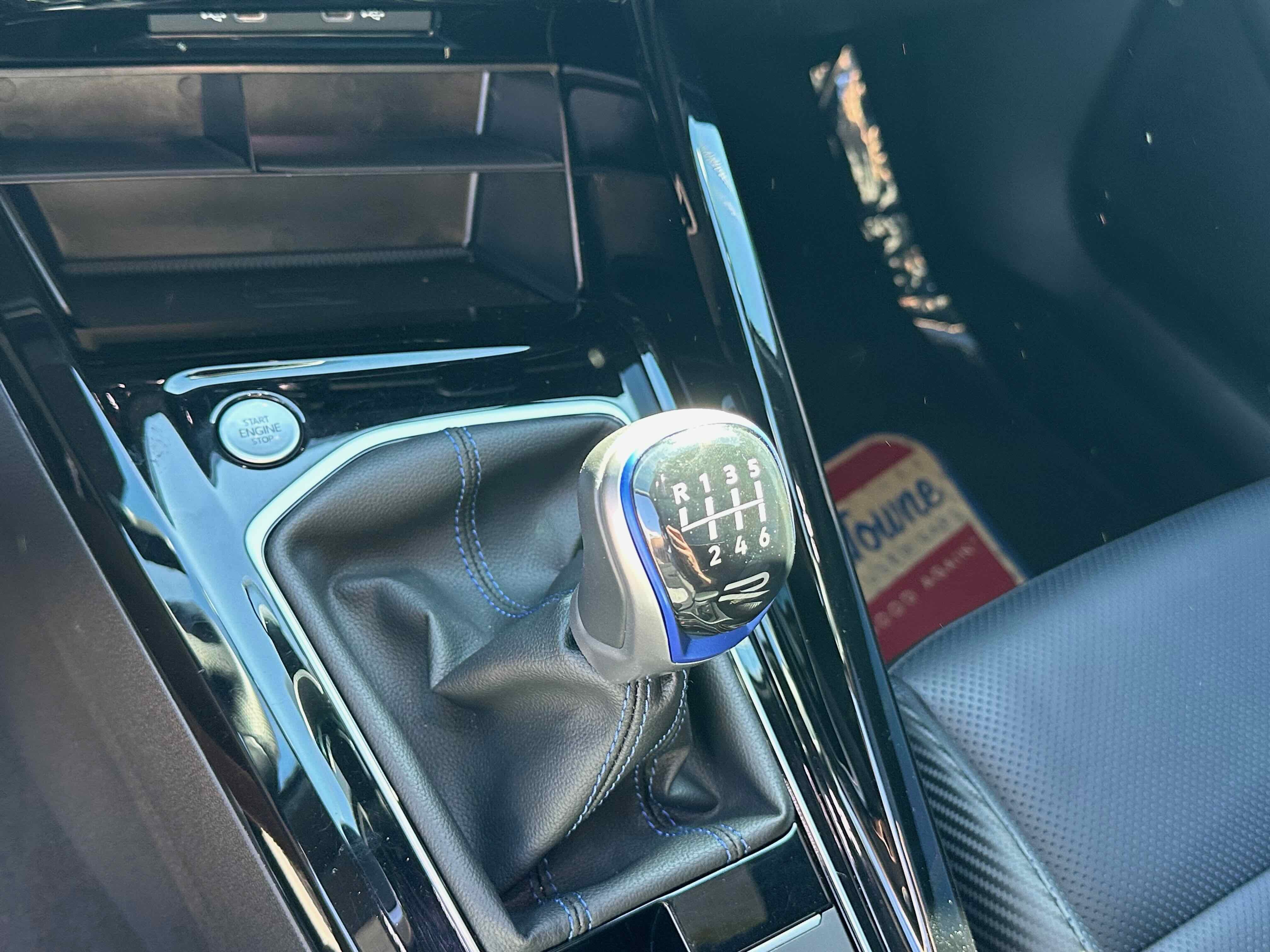 2024 Volkswagen Golf R 2.0T