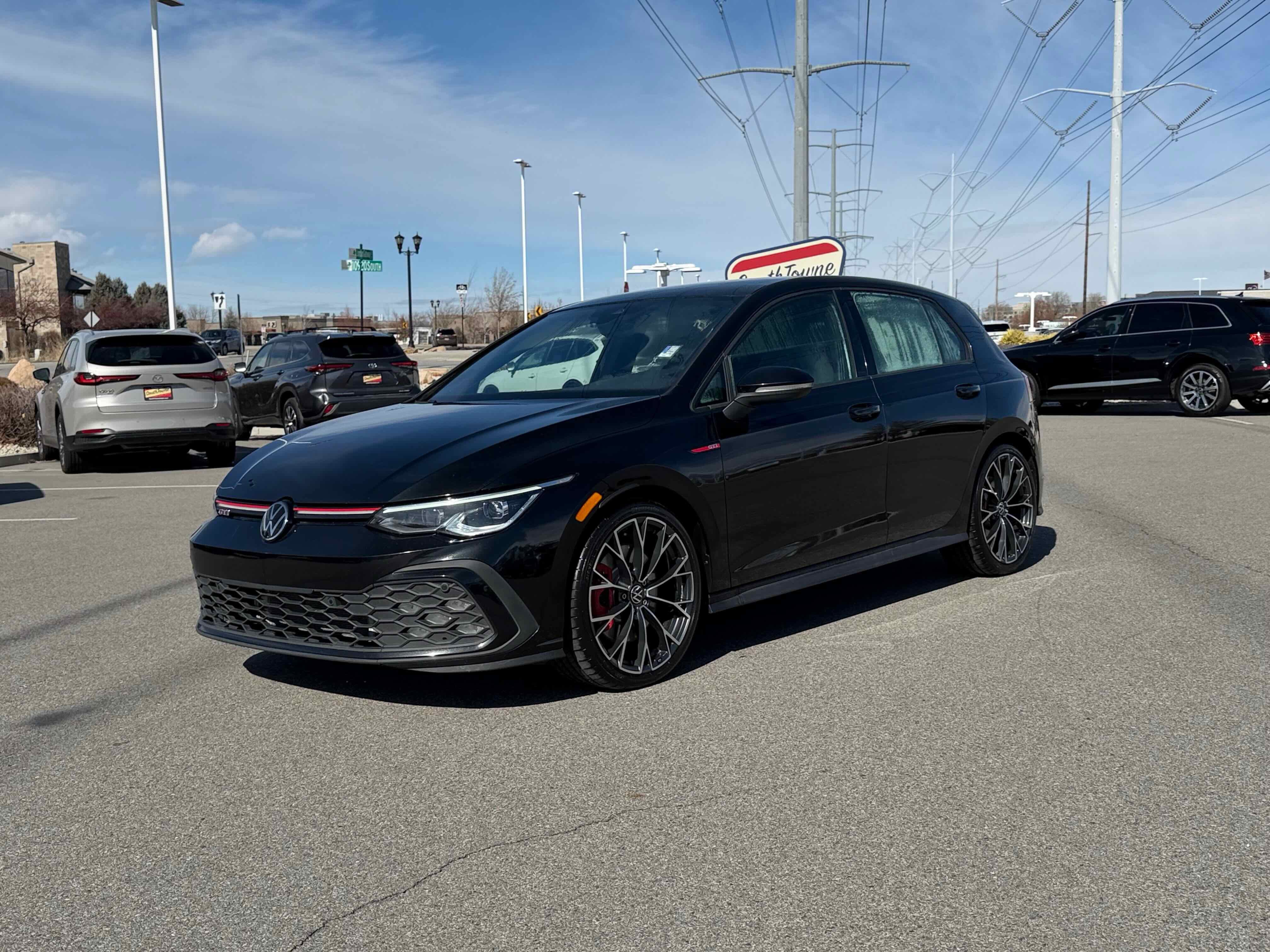 2024 Volkswagen Golf GTI 380 SE