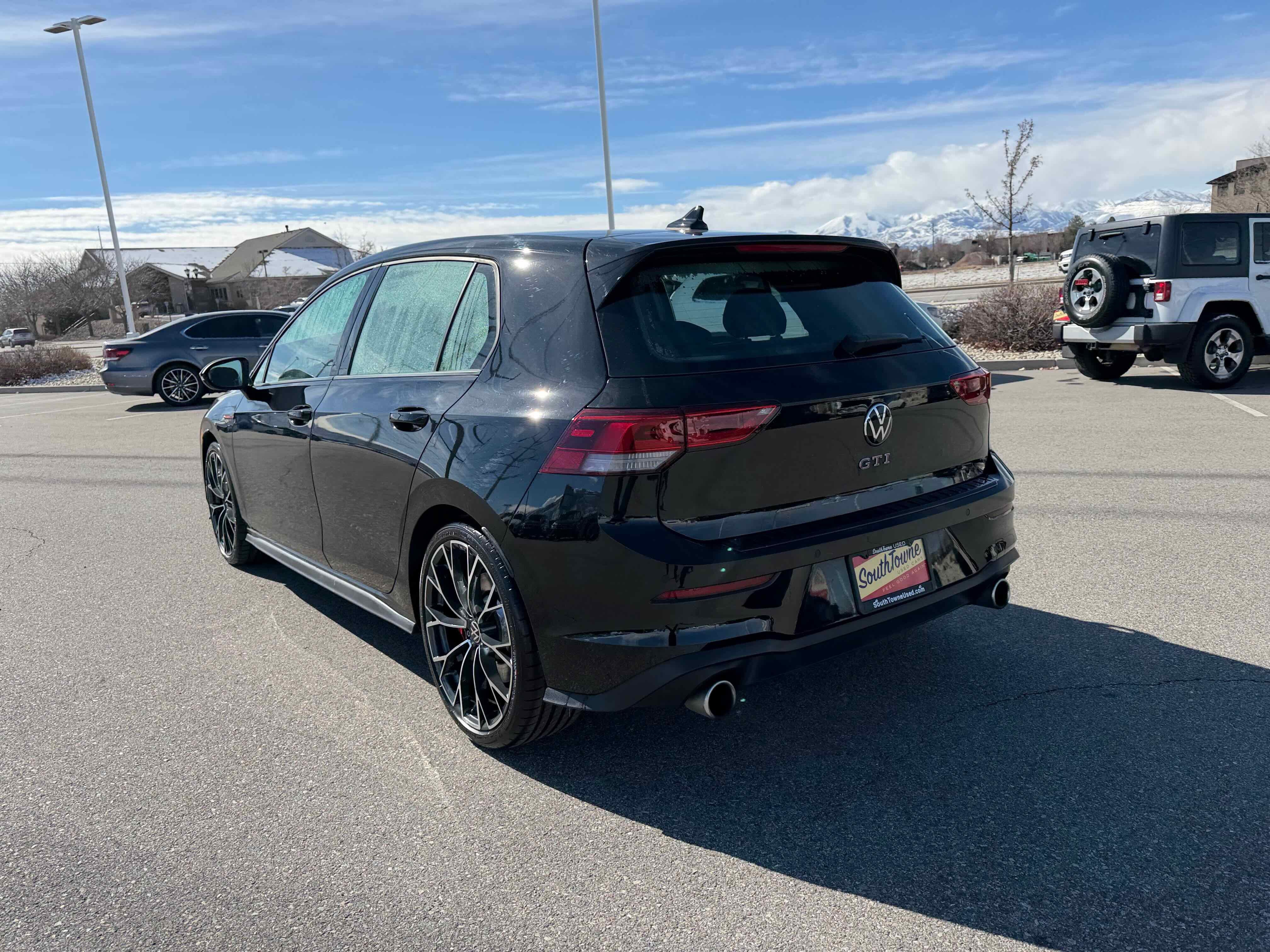 2024 Volkswagen Golf GTI 380 SE