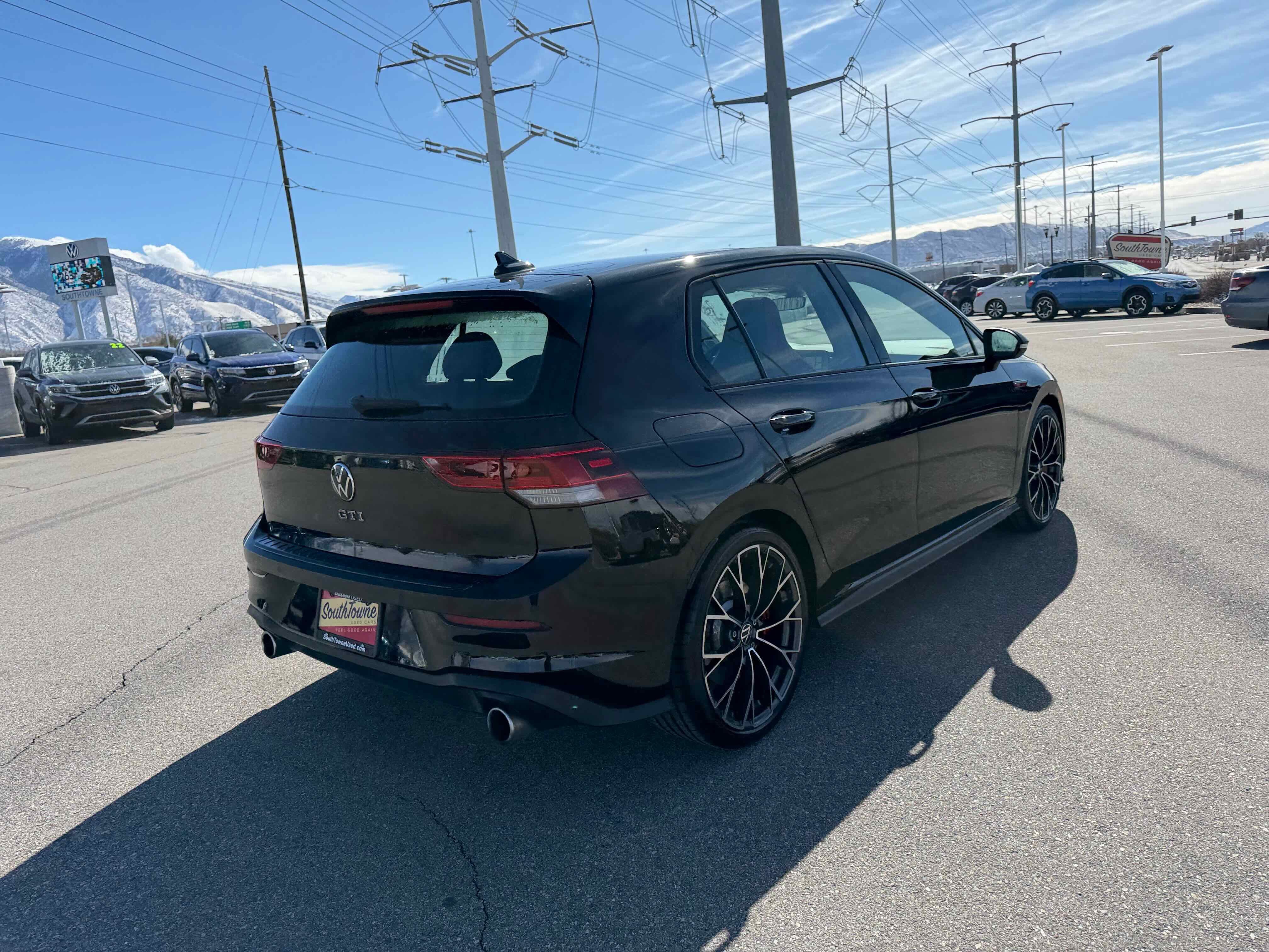 2024 Volkswagen Golf GTI 380 SE