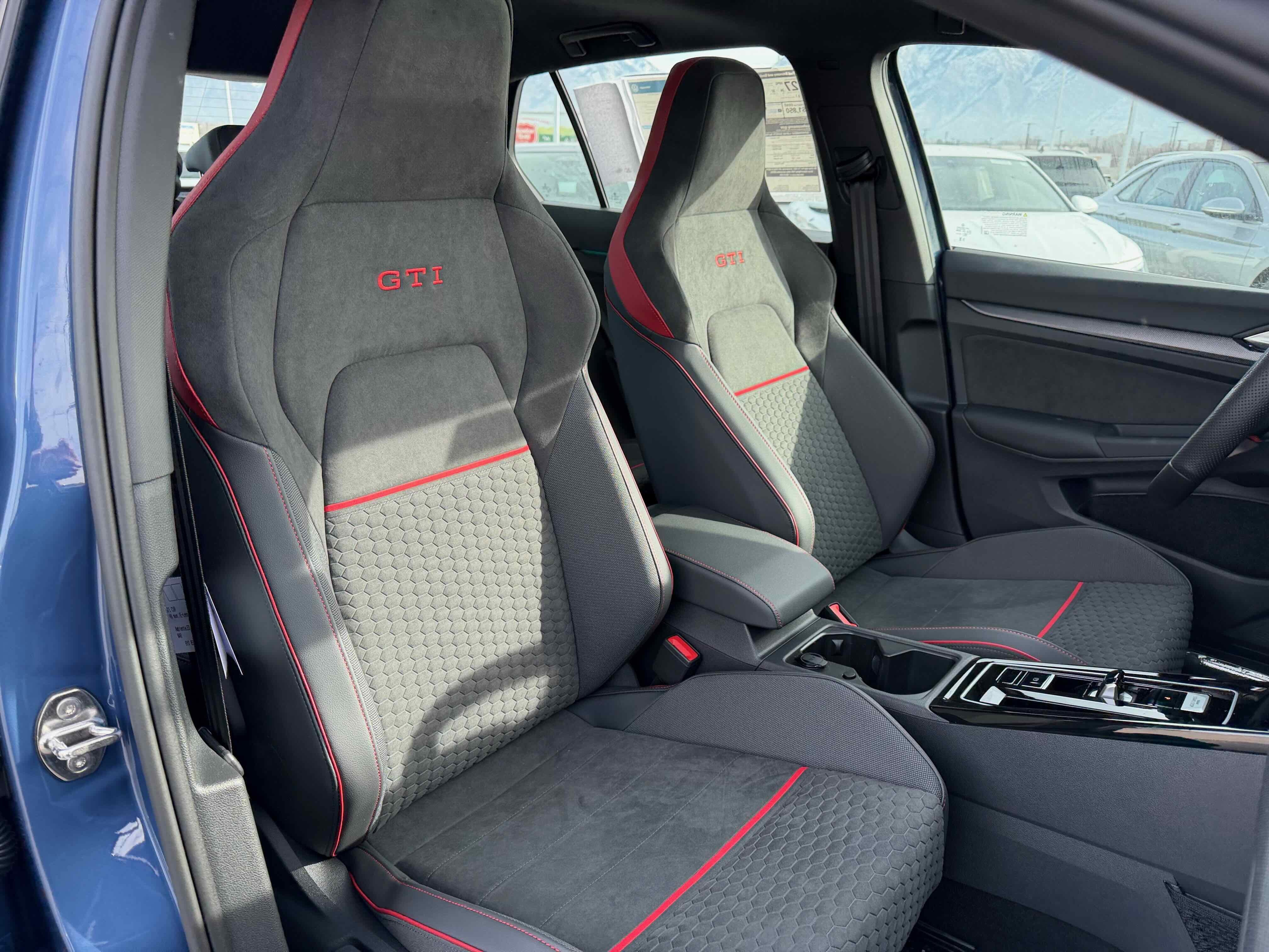 2026 Volkswagen Golf GTI SE