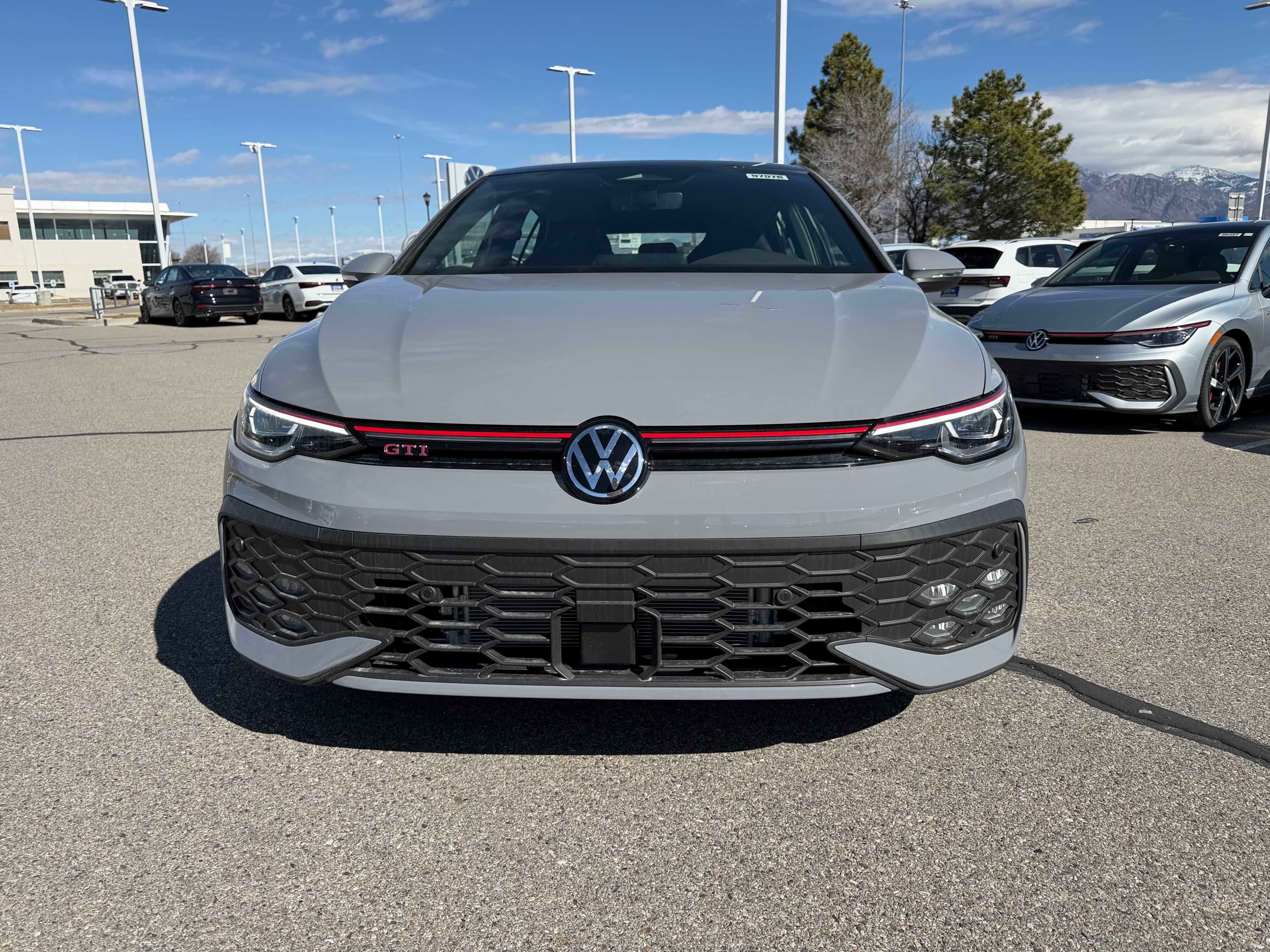 2026 Volkswagen Golf GTI SE