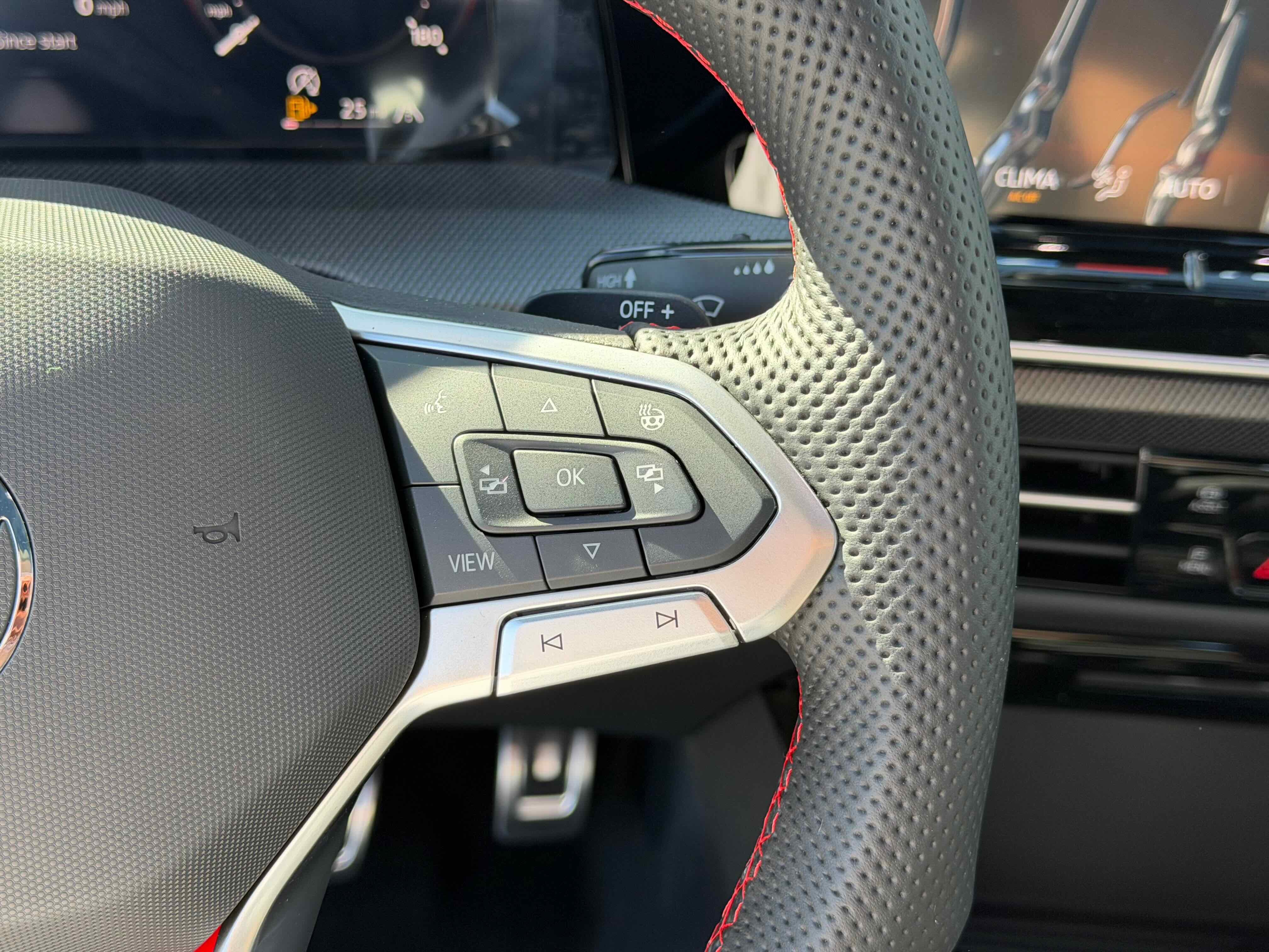 2026 Volkswagen Golf GTI SE