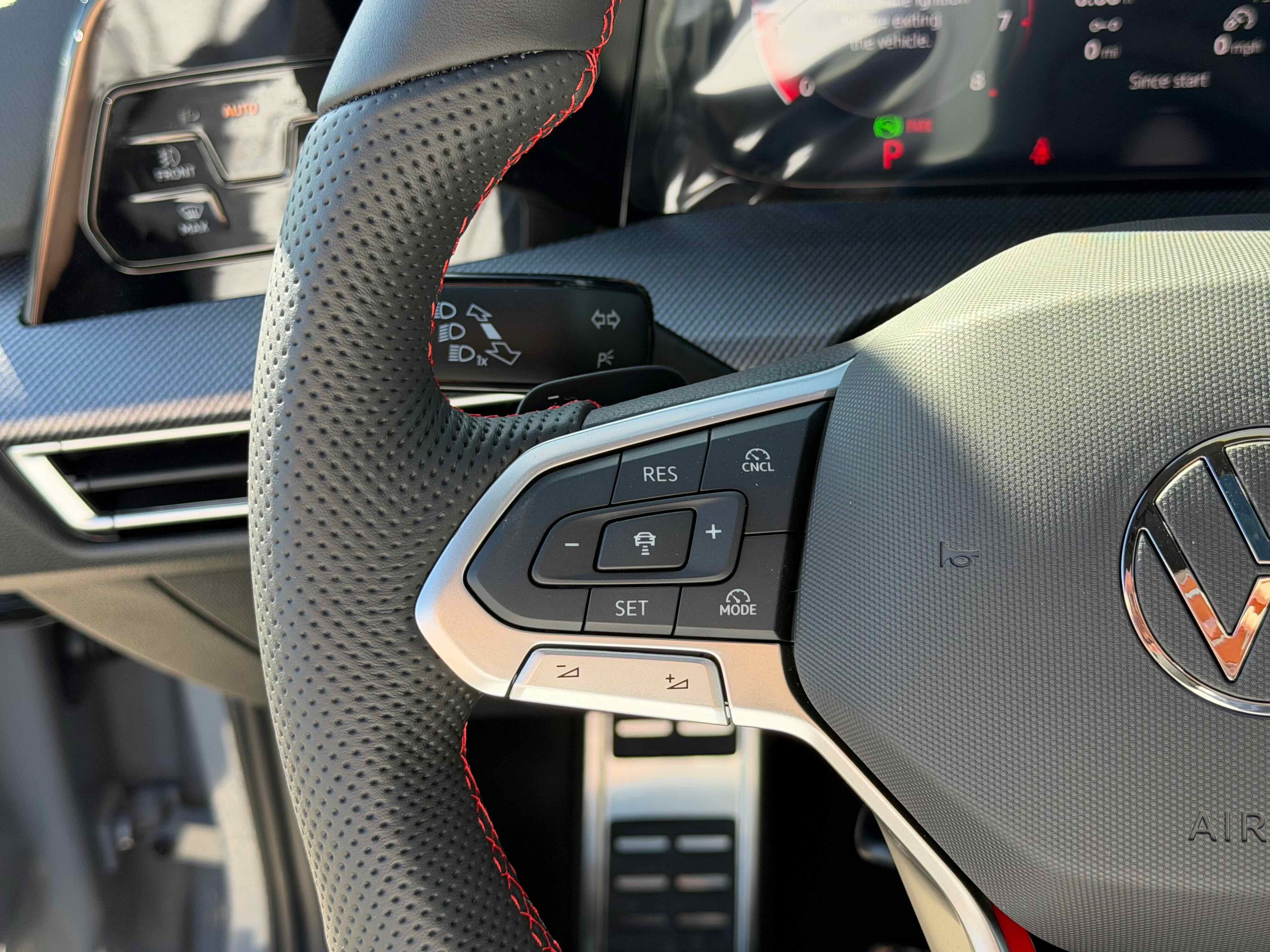 2026 Volkswagen Golf GTI SE