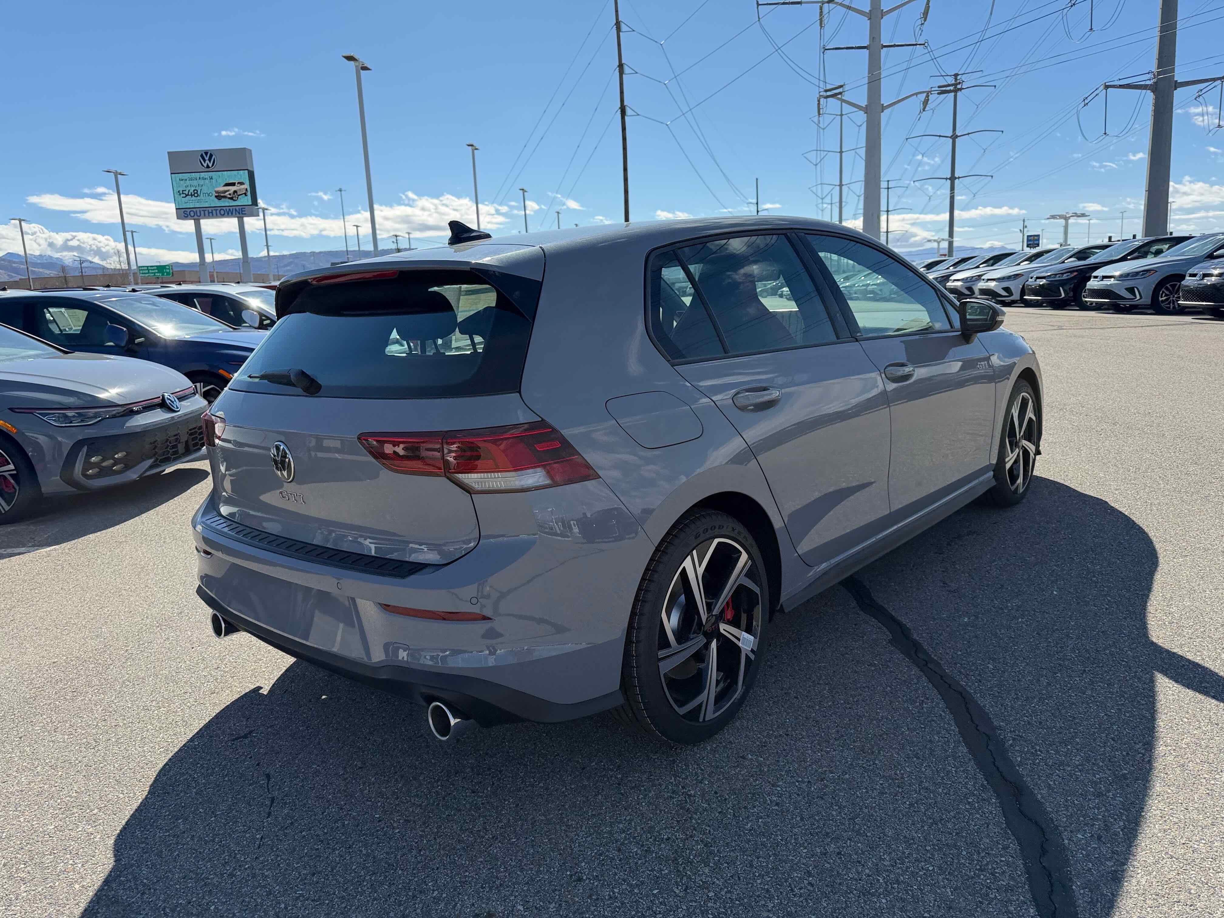 2026 Volkswagen Golf GTI SE