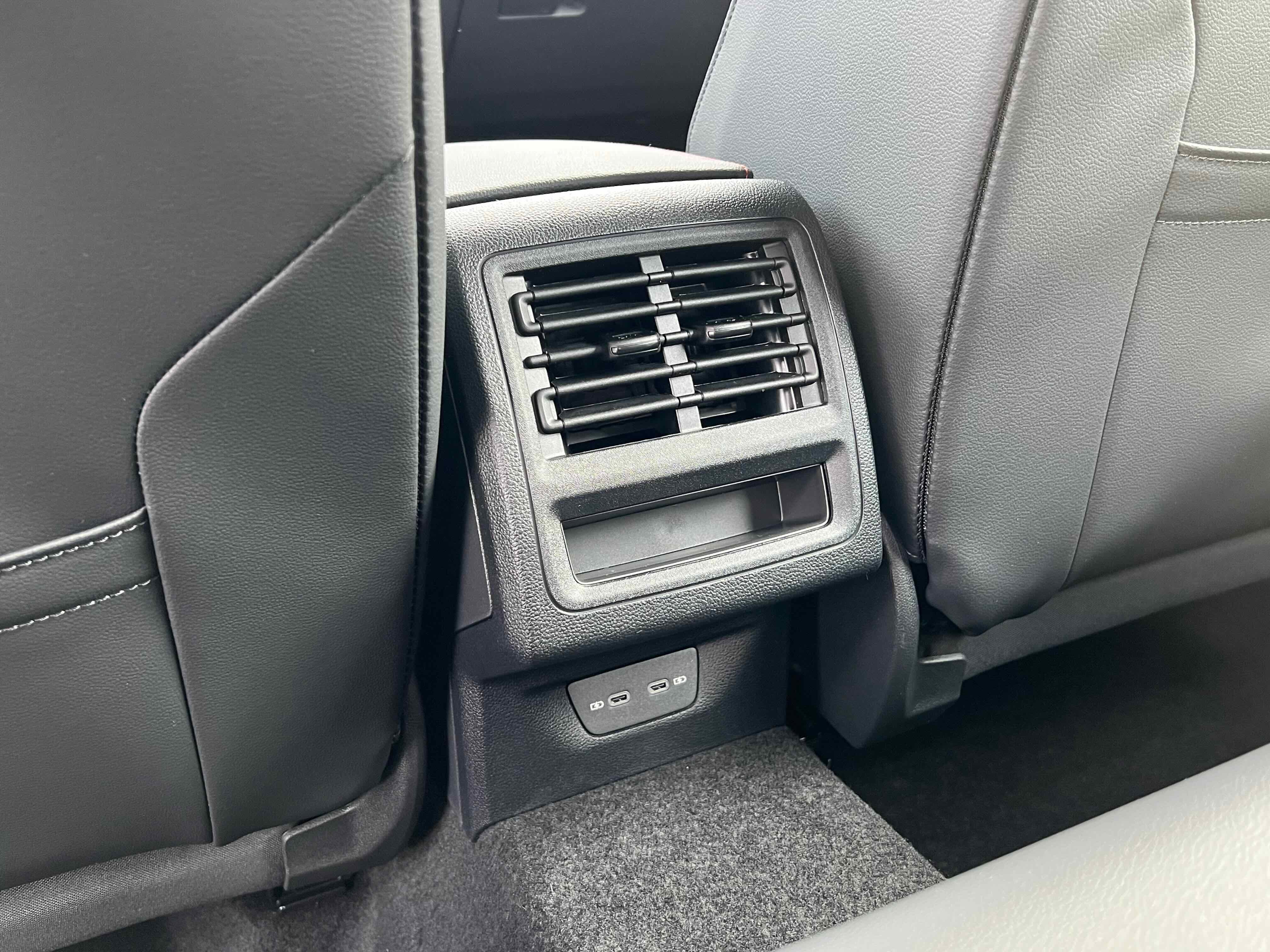 2026 Volkswagen Golf GTI SE