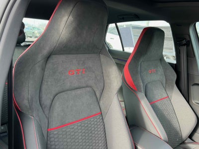 2026 Volkswagen Golf GTI SE