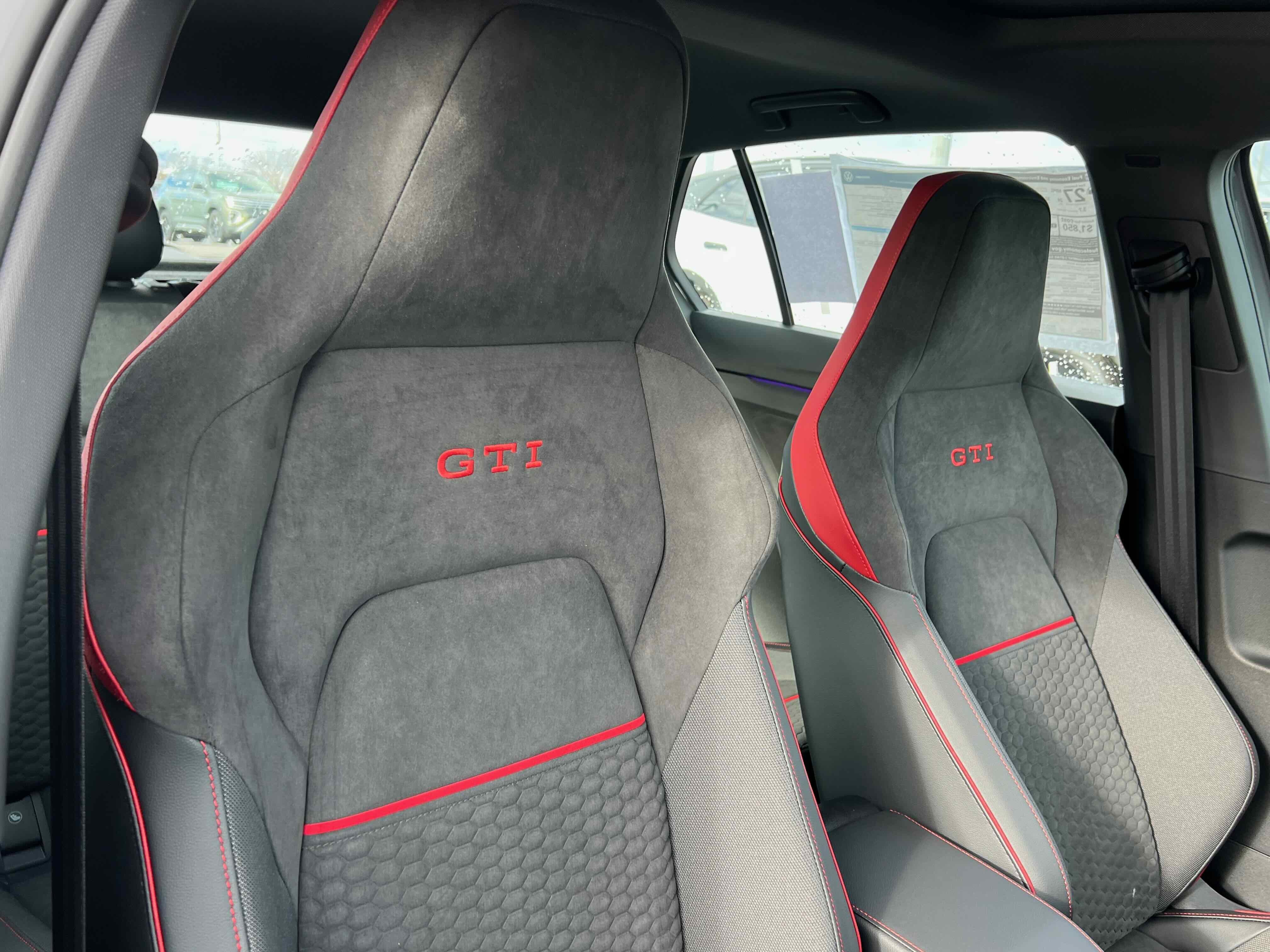 2026 Volkswagen Golf GTI SE