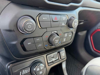 2022 Jeep Renegade Trailhawk