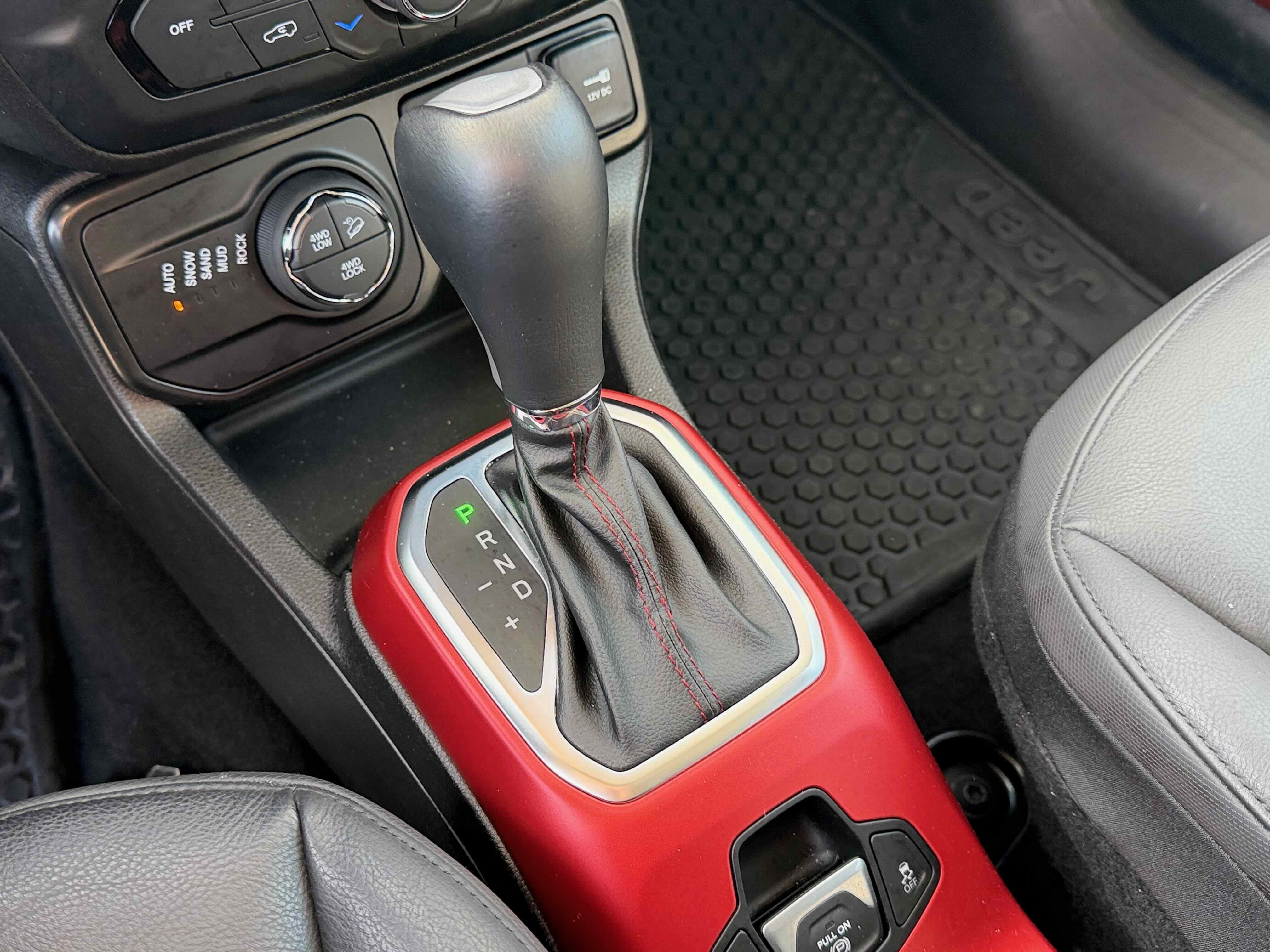 2022 Jeep Renegade Trailhawk