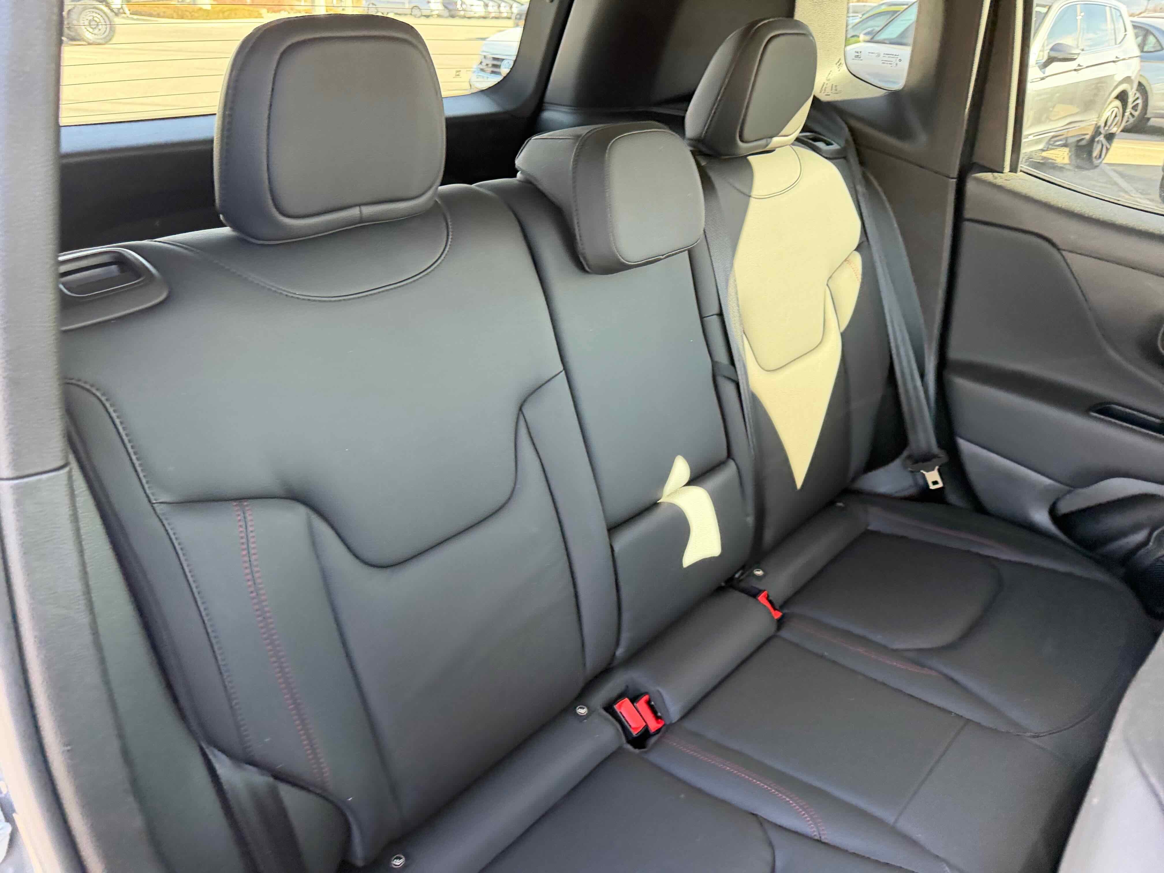 2022 Jeep Renegade Trailhawk