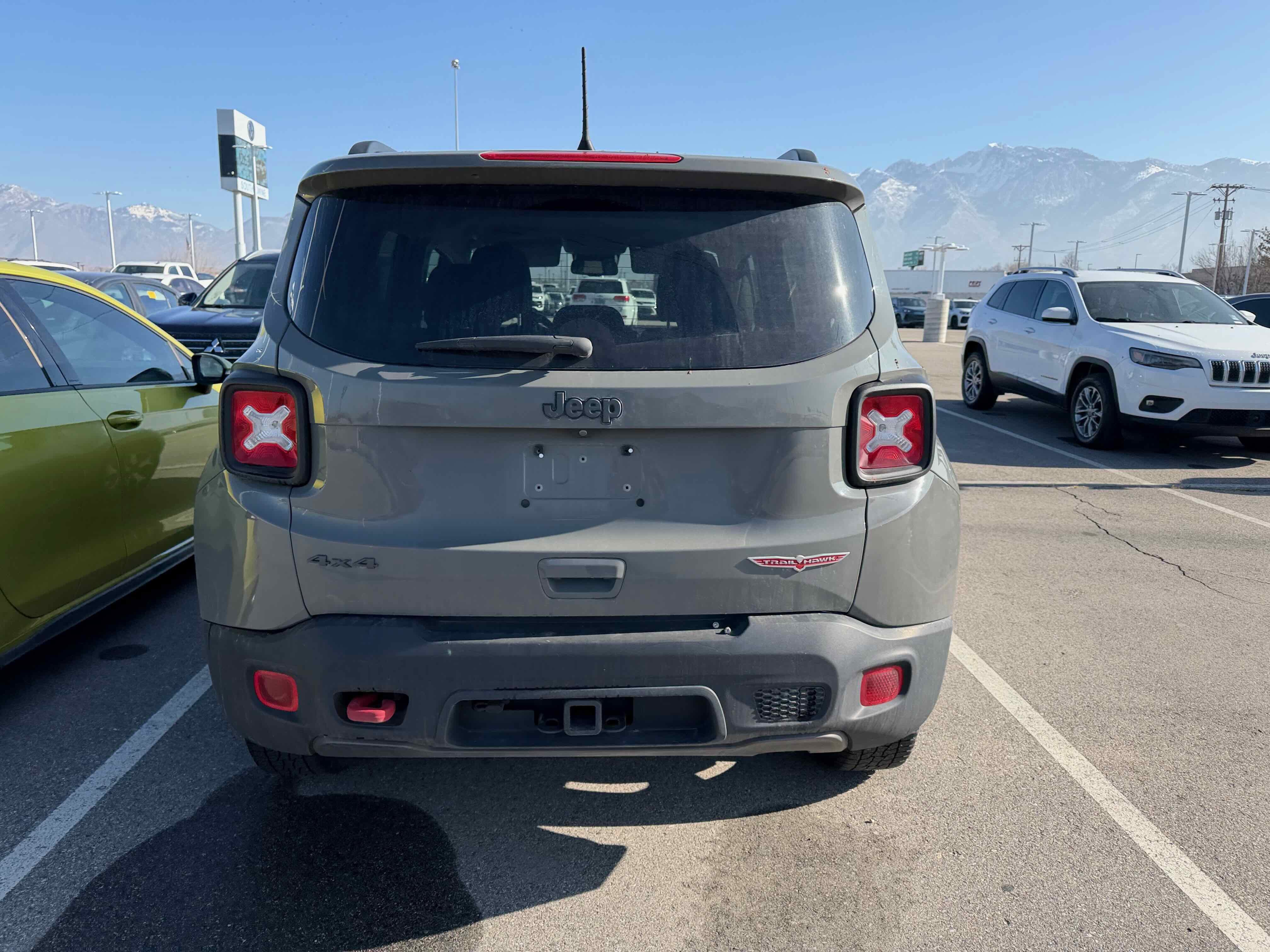 2022 Jeep Renegade Trailhawk